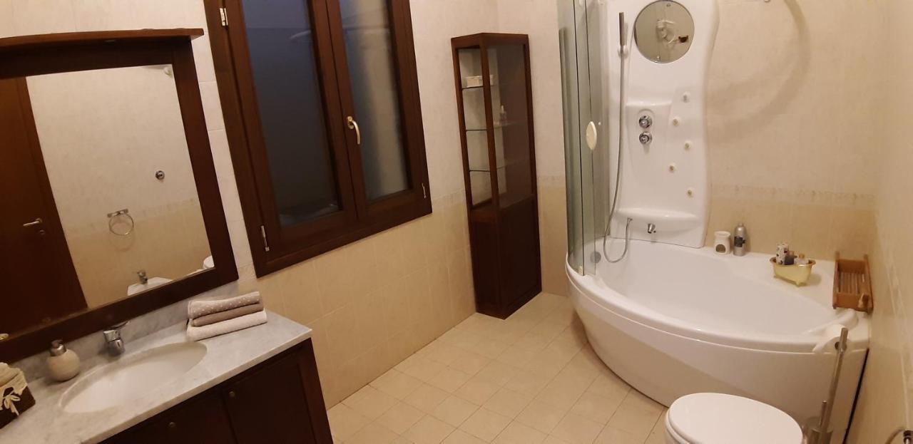 Bed and Breakfast La Torre Di Longara Кальдерара-ди-Рено Экстерьер фото