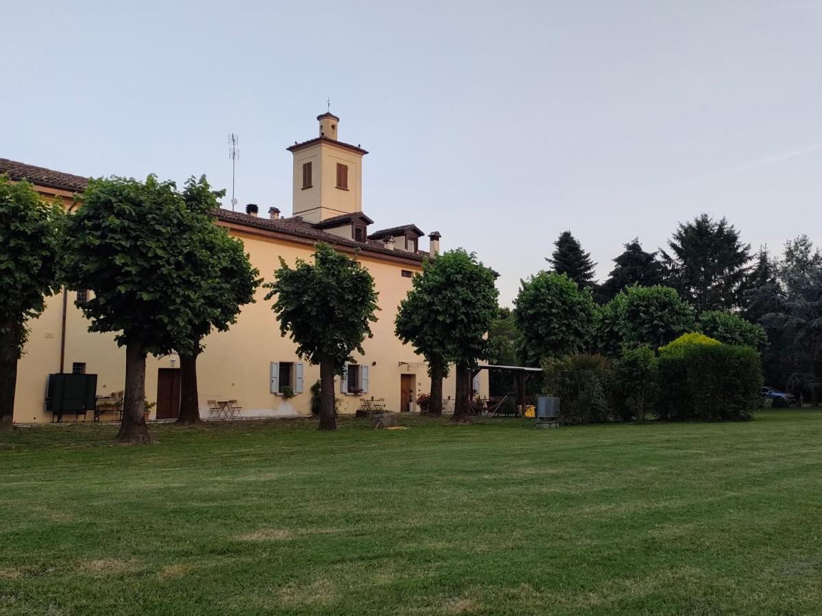 Bed and Breakfast La Torre Di Longara Кальдерара-ди-Рено Экстерьер фото