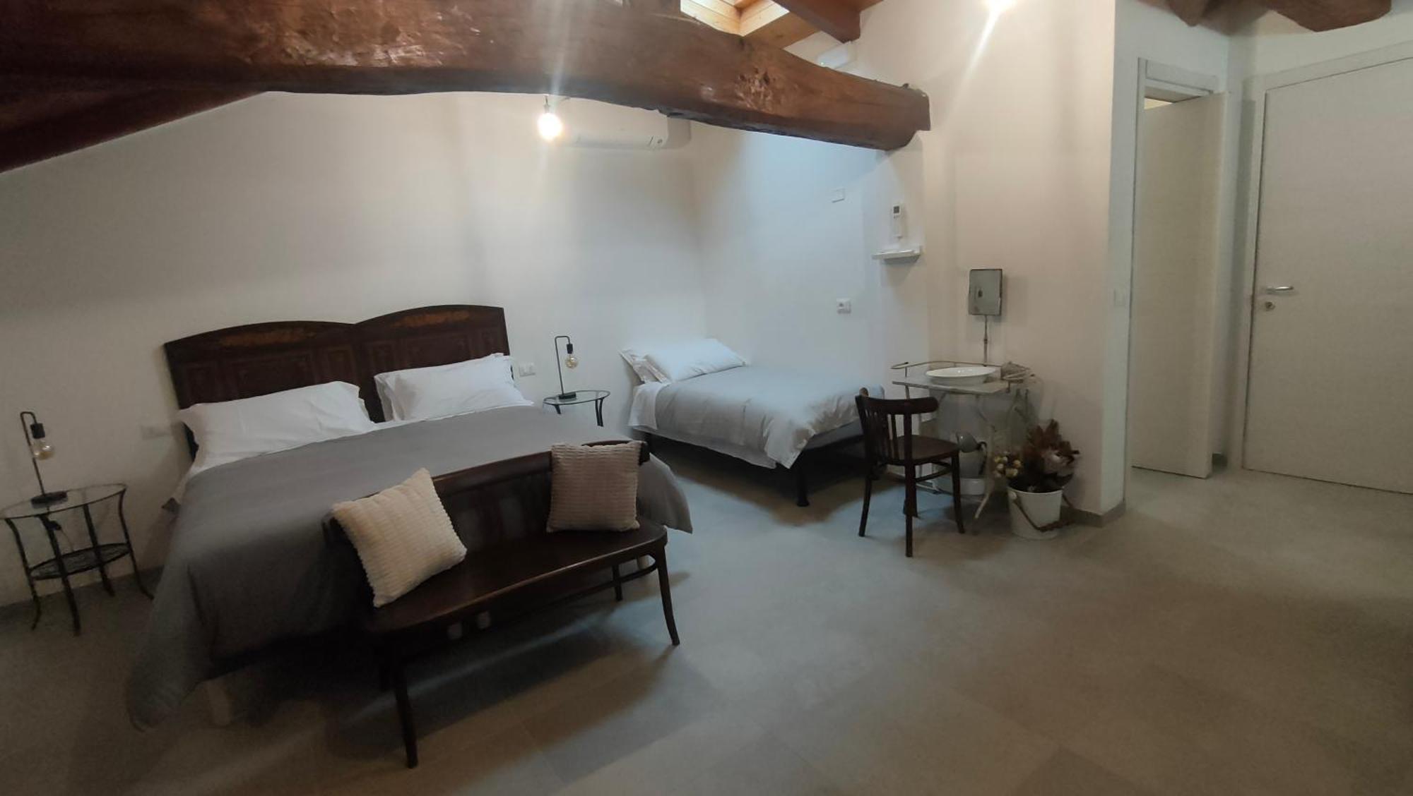 Bed and Breakfast La Torre Di Longara Кальдерара-ди-Рено Экстерьер фото
